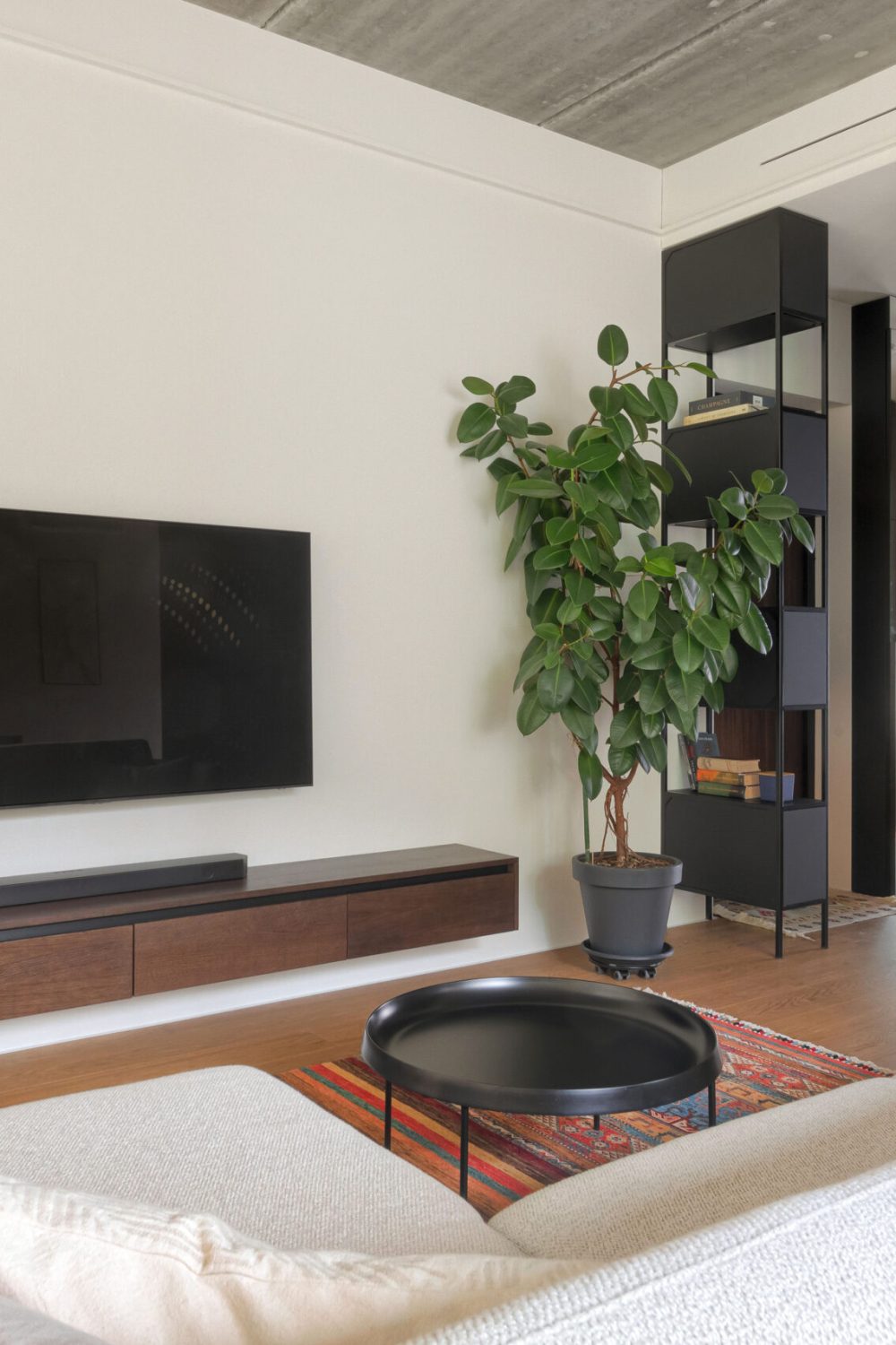 fotografė - Mona Avik