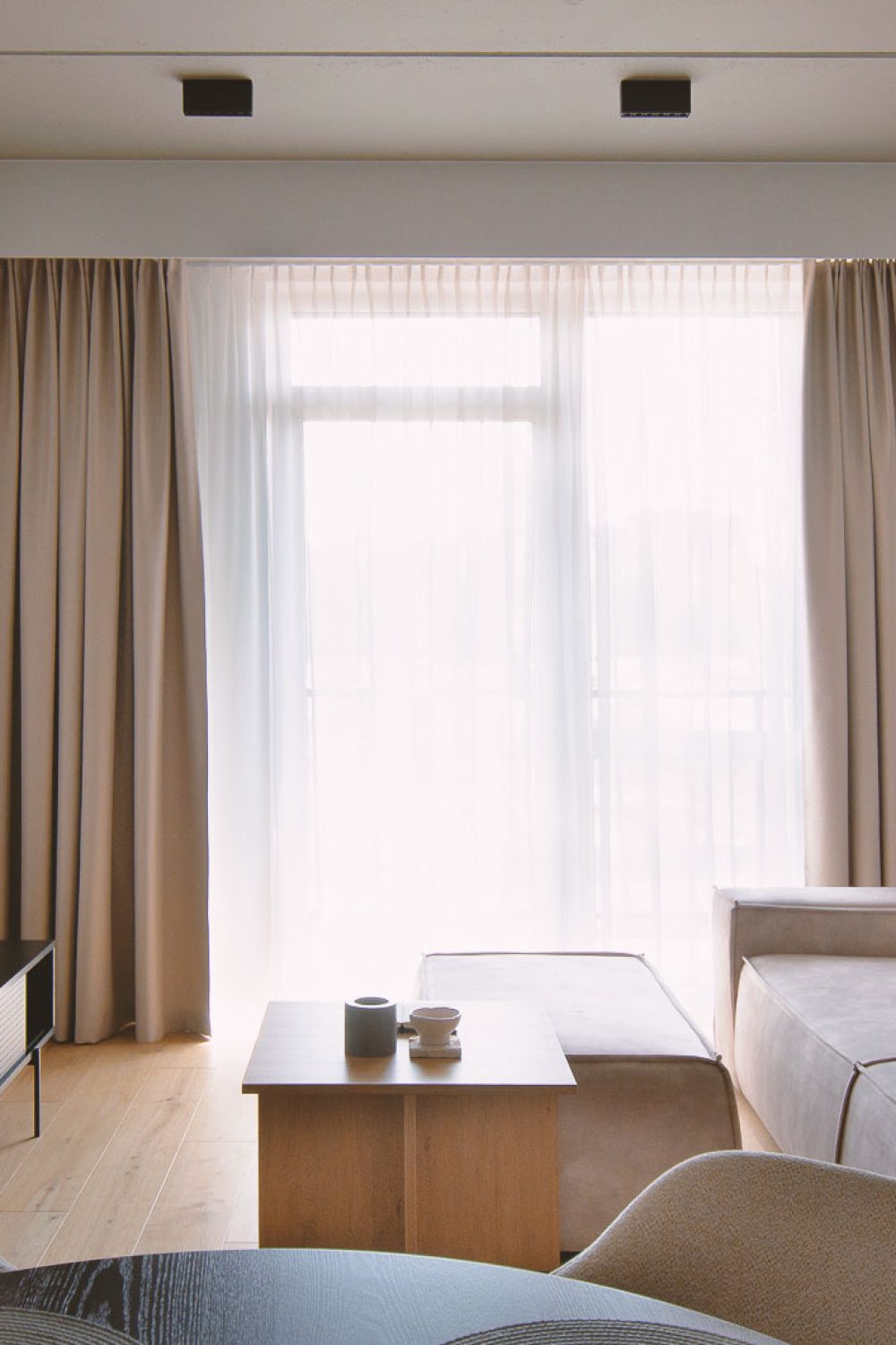 IKURES_oranzinis-kompaktisko-buto interjeras_175