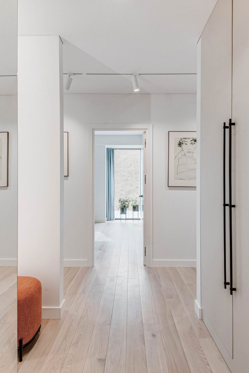 fotografė – Mona Avik