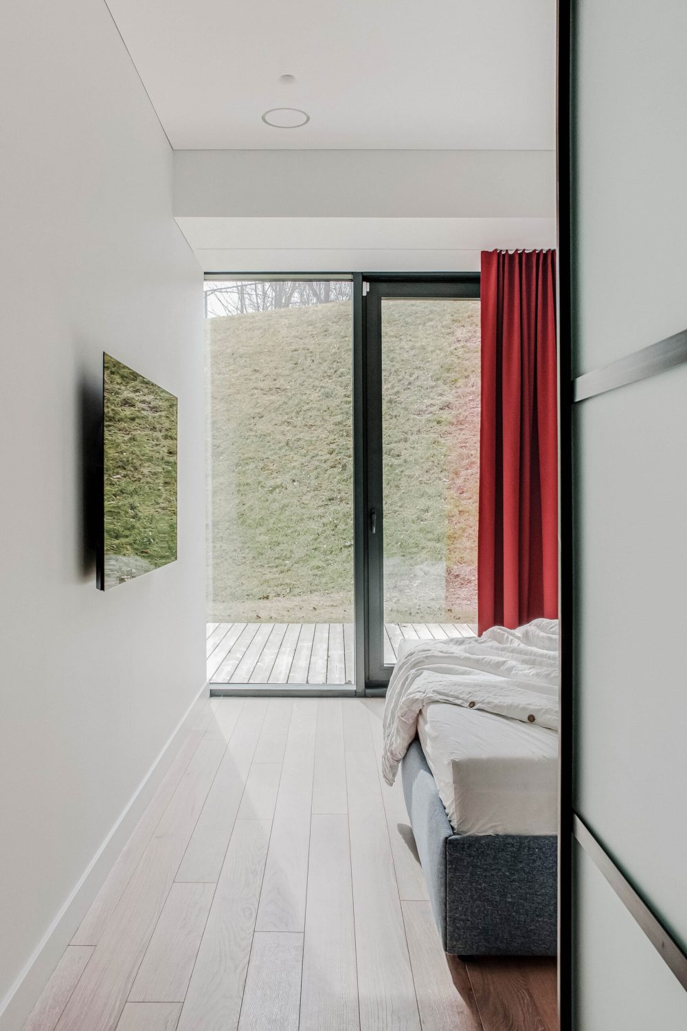 IKURES_paveikslu-ikveptas-butas_097