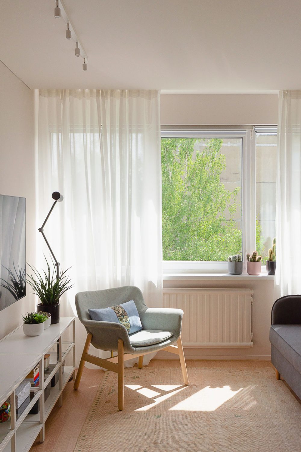 IKURES_rausvasis-butas_0016