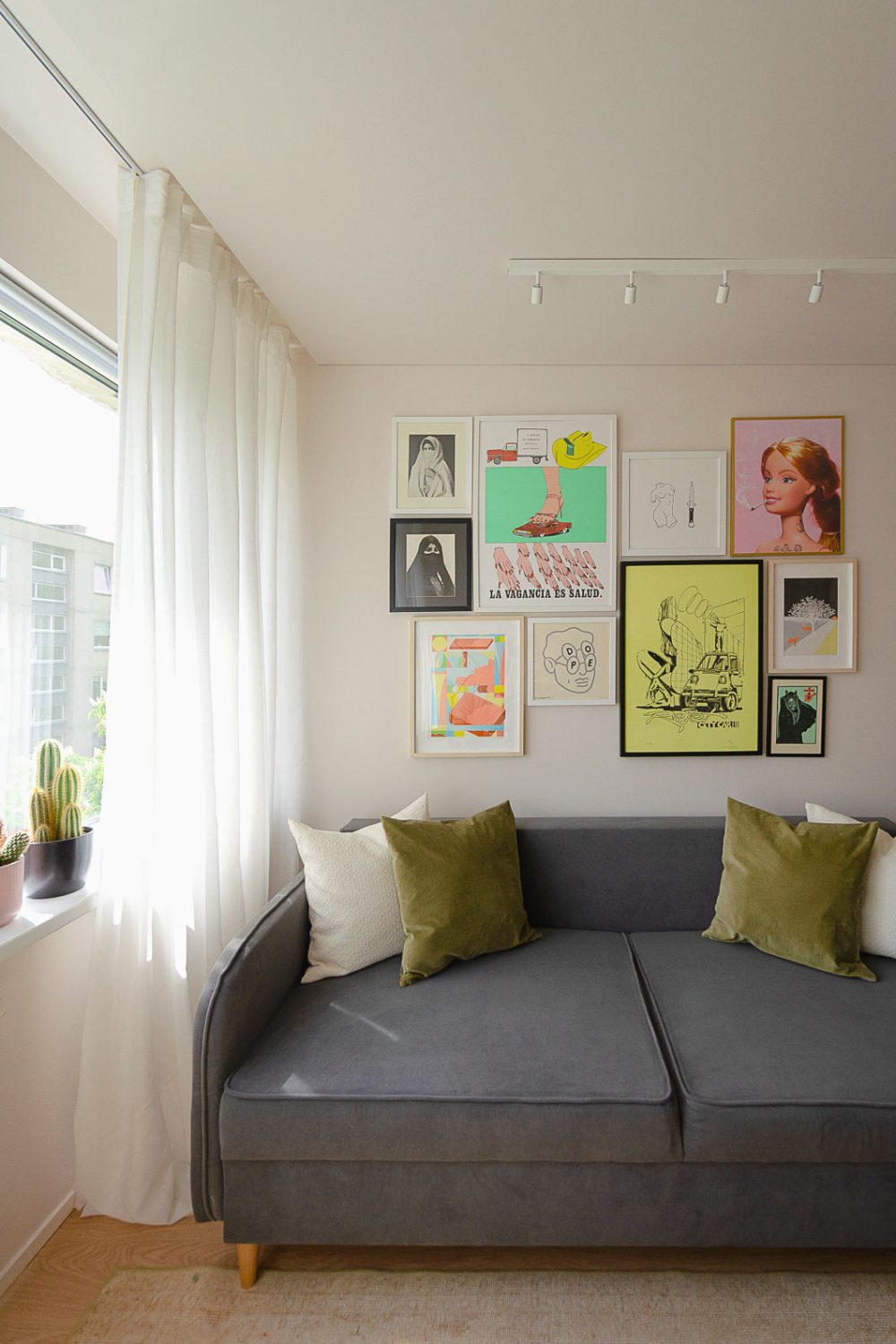 IKURES_rausvasis-butas_0022