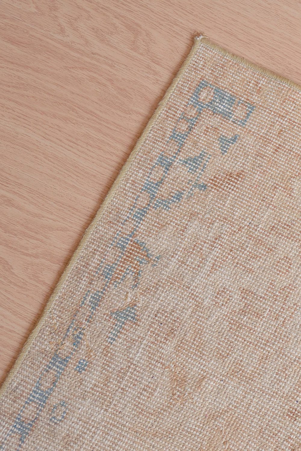 IKURES_rausvasis-butas_0093