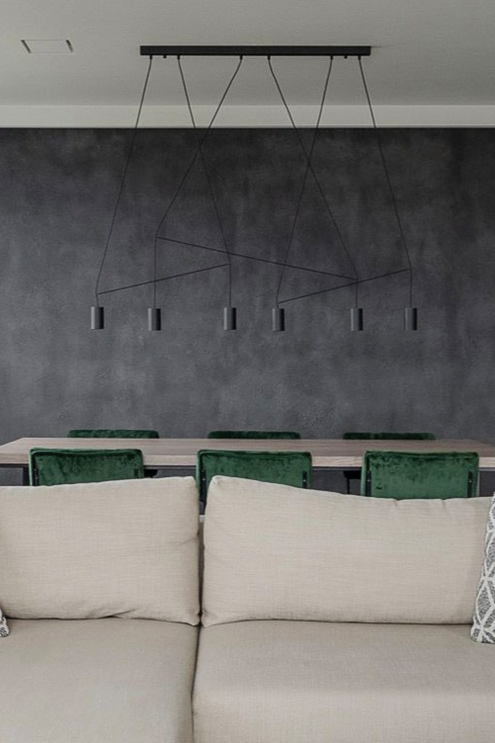 IKURES_zaliasis-butas_0134