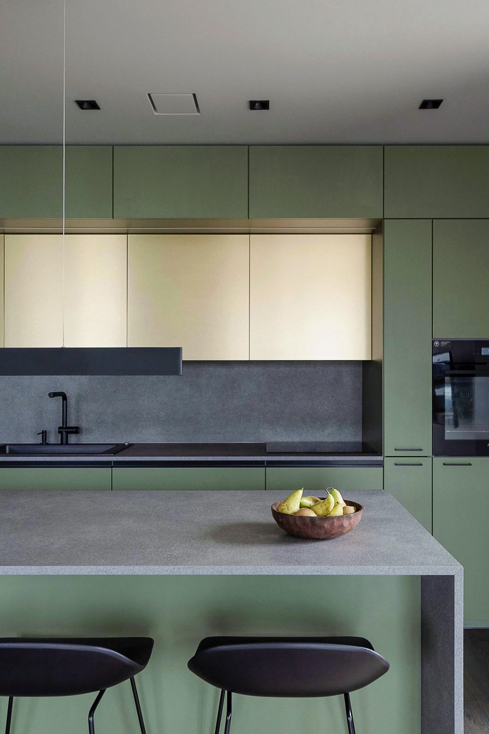 IKURES_zaliasis-butas_0159