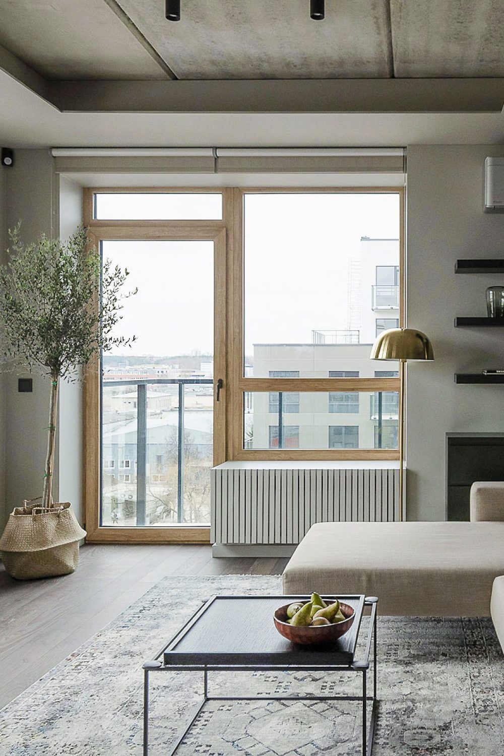 IKURES_zaliasis-butas_0179